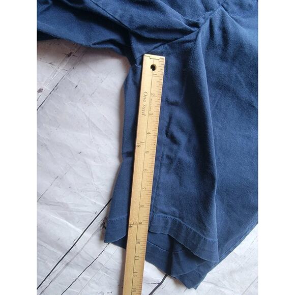 Gloria Vanderbilt Shorts Missy Size 12 Women's Bermuda Pockets Navy - Picture 3 of 9